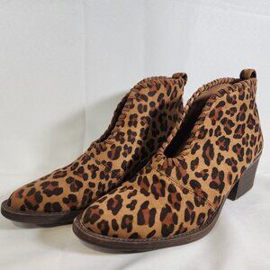 Volatile Calvary Leopard Print Cut Out Ankle Booties Size 6.5
